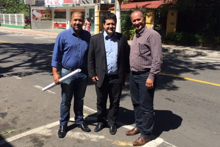 Implantação do binário em Jardim Camburi